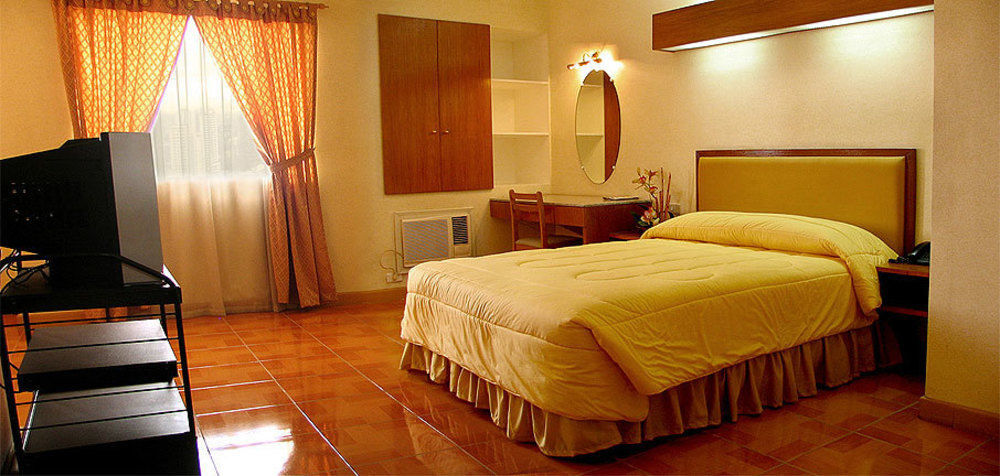 Taft Tower Hotel Manila Esterno foto